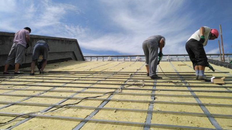 防水涂料屋面老化开裂怎么办